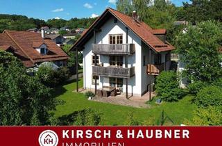 Haus kaufen in 92355 Velburg, Attraktives Zweifamilienhaus mit herrlichem Weitblick -perfekt zur Eigennutzung oder Kapitalanl...
