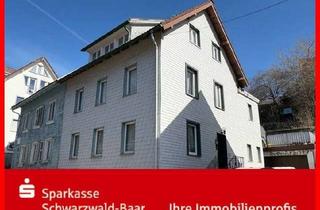 Doppelhaushälfte kaufen in 78120 Furtwangen, Attraktive Zweifamilien-Doppelhaushälfte