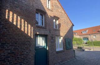 Haus mieten in Hauptstraße 117a, 51143 Zündorf, Gemütliches Backsteinhaus in Ruhiger Lage zu vermieten