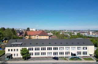 Gewerbeimmobilie kaufen in 95032 Innenstadt, Arbeiten. Vermieten. Ausbauen. Profitieren.