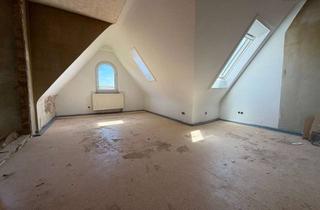 Wohnung kaufen in 70191 Nord, Sanierungsobjekt mit Potenzial – 2,5-Zimmer-Dachgeschosswohnung im Jugendstilhaus