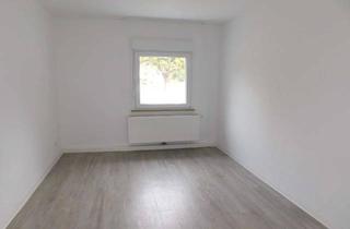 Wohnung mieten in Dellmannsfeld 47, 45277 Überruhr-Holthausen, Überruhr-Holthausen: Frisch renov. 3-Zi.-Whg. mit großem Balkon