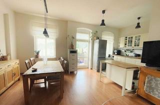Wohnung mieten in Scheringerstraße 25, 08056 Zwickau, *Wohnen am Schwanenteich mit großem Balkon* schönem Garten, Einbauküche