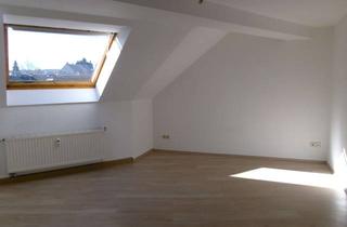 Wohnung mieten in Hauptstr. 19, 08223 Falkenstein, Falkenstein: 2 helle, ruhige, geräumige Zimmer, Tageslichtbad