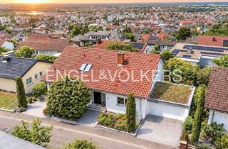 Haus kaufen in 69181 Leimen, Exklusives Zuhause mit viel Raum für die ganze Familie