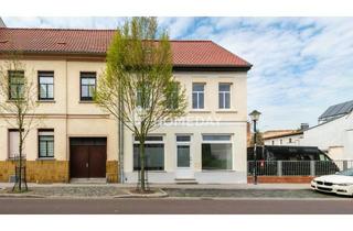 Haus kaufen in 39288 Burg, Wohnen und Arbeiten unter einem Dach: Gepflegtes Stadthaus mit Balkon im Herzen von Burg