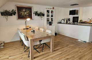 Haus mieten in Graf-Hartmann-Str. 5/1, 71706 Markgröningen, Haus im Haus! Alles neu! Komfort, Aufzug, Dachterrasse, TG, fantastischer Ausblick