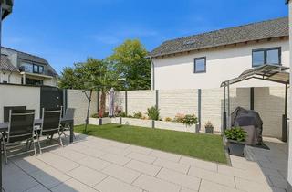 Haus kaufen in 53840 Troisdorf, Selbst einziehen, Mieteinnahmen sichern – modernes Zweifamilienhaus mit KfW-70