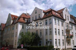 Wohnung mieten in 06110 Halle, Großzügige Altbauwohnung mit hohen Decken und 2 Balkonen
