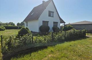 Einfamilienhaus kaufen in 16798 Fürstenberg/Havel, Fürstenberg/Havel - Einfamilienhaus mit großem Grundstück in Blumenow