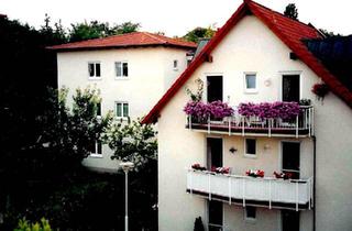 Wohnung kaufen in 99092 Erfurt, Erfurt - 4 Zimmer 2 Bäder 2 Balkone Tiefgarage 72 qm
