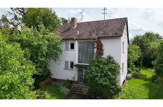 Haus kaufen in 96257 Redwitz, Redwitz an der Rodach - Wohnhaus mit großem Grundstück, Garagen, Scheune in Mannsgereuth