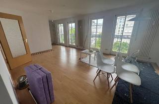 Wohnung kaufen in 90480 Nürnberg, Nürnberg - Spitzenlage - 2-Zimmer-ETW in Nbg. Langwasser, Balkon, frei