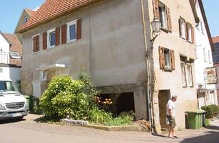 Haus kaufen in 71723 Großbottwar, Großbottwar - Wohnhaus, 109qm, nicht schöne, aber rentabel !!! ca. 2000 mon.