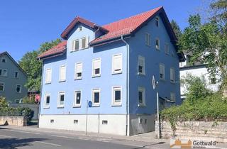 Wohnung kaufen in 73728 Esslingen, Charmante 2-Zi.-DG-Whg. mit Altbauflair im Beutauviertel – nur 5 Min. zum Esslinger Marktplatz
