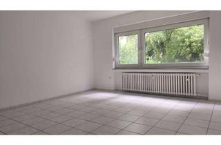 Wohnung kaufen in Lilien Weg, 51143 Zündorf, PORZ ZÜNDORF-RHEINNÄHE *2-Zimmerwohnung inkl. EK und Stellplatz * Wohnen im Grünen–ruhig, gepflegt!