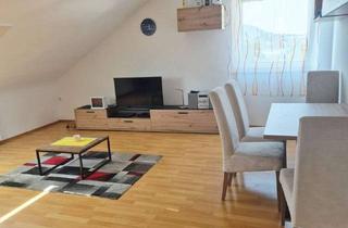 Wohnung kaufen in 64342 Seeheim-Jugenheim, Wohnen mit Weitblick – gepflegte Dachgeschosswohnung mit Aufzug und Blick auf den Melibokus