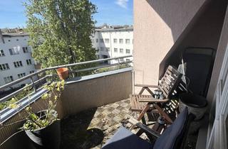 Wohnung kaufen in 10315 Friedrichsfelde, Top-Floor in Friedrichsfelde: 2-Zi.-DG-Wohnung mit Loggia, langjährig vermietet