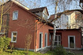 Wohnung kaufen in Bürgweg 28, 90482 Mögeldorf, Statt Wohnung: eigenständiges Haus in ruhiger Wohnlage Nürnberg-Mögeldorf von privat