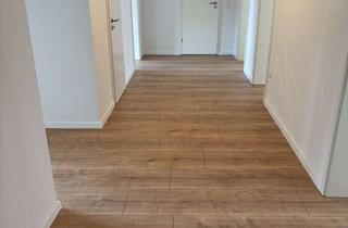 Wohnung mieten in Neumühler Straße 14, 46149 Schwarze Heide, Frisch renovierte 5,5-Zimmer-Wohnung in Oberhausen