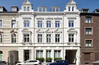 Wohnung mieten in Oberkasseler Straße 83, 40545 Oberkassel, Oberkassel: Bel Étage der Extraklasse – Ein Meisterwerk sanierter Altbaukultur.