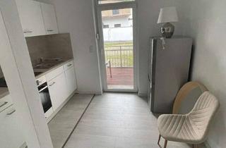 Wohnung mieten in Altes Dorf 20, 39576 Stendal, Voll möbliertes 1-Zimmer Apartment in Stendal City mit EBK und Balkonterrasse am Krankenhaus