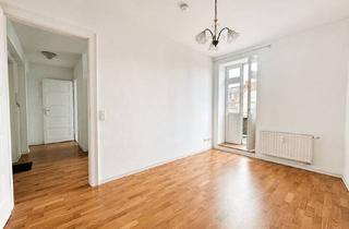 Wohnung mieten in Schatterau 25A, 23966 Altstadt, Seniorengerechte 1-Zimmer-Wohnung mit Balkon, Aufzug und Gemeinschaftsraum