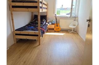 Wohnung mieten in Sankt Georgs Platz Traunreut, 83301 Traunreut, Viel Platz für den Alltag: 4-Zimmer-Wohnung in Traunreut