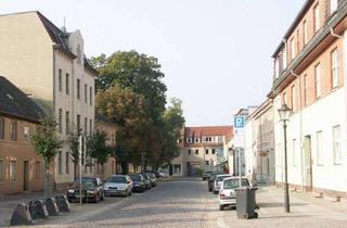Wohnung mieten in 16816 Neuruppin, Freundliche 2-Raum-Wohnung Altstadt Neuruppin, Hochparterre