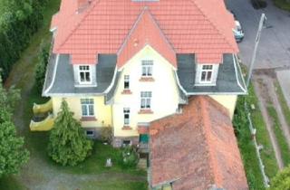 Haus kaufen in Rückerswind 37, 96528 Effelder-Rauenstein, von Privat: großzg. freist. Haus, ehem. Landschule, großer Garten, Kreis Sonneberg