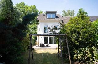 Haus kaufen in 65929 Unterliederbach, Wohnen wie im Park – Familienhaus in außergewöhnlicher Grünlage Frankfurts