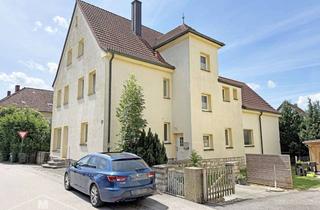 Haus kaufen in Neumarkter Str., 92339 Beilngries, Stadthaus mit Laden, Wohnung und 3 Garagen im Zentrumslage