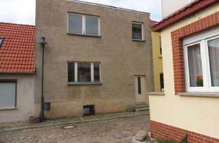 Haus kaufen in Wasserstr., 17154 Neukalen, 1 Familienhaus renovierungsbedürftig Baujahr ca.1975