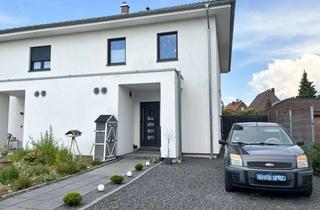Doppelhaushälfte kaufen in 52525 Heinsberg, Gemütliche Doppelhaushälfte aus 2021 in Heinsberg zu verkaufen