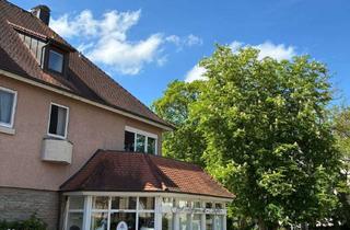 Wohnung kaufen in 74177 Bad Friedrichshall, Großzügige Dachgeschosswohnung mit Balkon und Blick ins Grüne