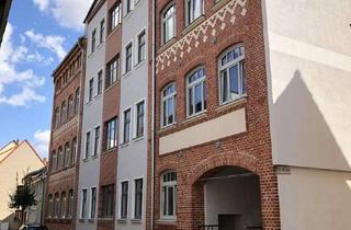 Wohnung mieten in Hintergasse 17, 07616 Bürgel, Wohnung in ruhiger Lage mit Balkon