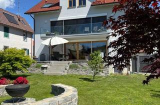 Haus kaufen in Hohensteinstraße 10, 88633 Heiligenberg, Großzügiges Familienhaus mit separater Wohnung – kernsaniert 2021, provisionsfrei
