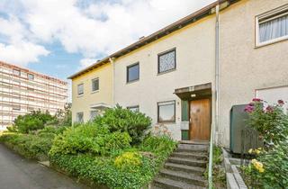 Haus kaufen in Korczakweg, 74182 Obersulm, Gepflegtes Reihenmittelhaus mit Garten in Obersulm-Willsbach!
