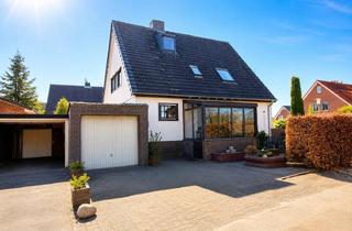 Einfamilienhaus kaufen in 27474 Cuxhaven, Individuelles, ruhiges und großzügiges Zweifamilienhaus, Wintergarten, Kamin, Vollkeller & Garage