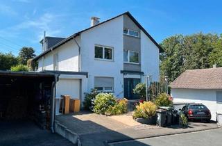 Wohnung kaufen in 42499 Hückeswagen, Hückeswagen - Großzügige Eigentumswohnung, hochwertig ausgestattet 154 m2