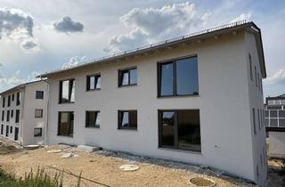 Wohnung mieten in 84061 Ergoldsbach, Ankommen und wohlfühlen – 4-Zi-Erstbezug mit Terrasse