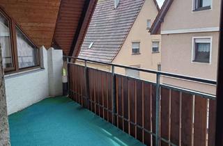 Wohnung mieten in Hindenburgstr. 13, 71272 Renningen, Wohnen mit Charakter: 3-Zimmer-Dachgeschosswohnung in Renningen