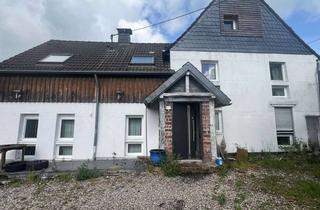 Einfamilienhaus kaufen in 42799 Leichlingen, Charmantes Einfamilienhaus mit großem Grundstück & Potenzial in Leichlingen