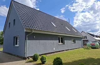 Einfamilienhaus kaufen in Neubauerngasse, 17237 Blumenholz, Modernisiertes Einfamilienhaus mit Einliegerwohnung, Werkstatt und großem Grundstück in Blumenholz