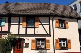 Haus kaufen in 79400 Kandern, 1684 trifft Wohnkomfort – liebevoll saniertes Stadthaus in Kandern