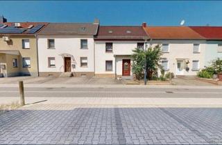 Haus kaufen in Maurerstraße, 06237 Leuna, PROVISIONSFREI: Reihenmittelhaus in Leuna mit Garten & Modernisierungspotenzial