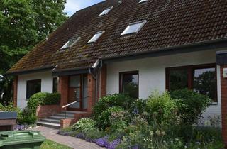 Wohnung kaufen in Steinbergweg 29, 24306 Plön, ... wo andere Urlaub machen: 2,5-Zimmer-Wohnung in Plön