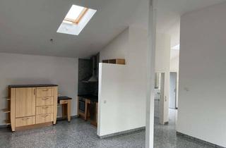 Penthouse mieten in 79664 Wehr, Gemütliche 2-Zimmer-Penthouse-Wohnung mit Balkon und Einbauküche in Wehr