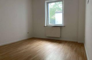 Wohnung mieten in Aktienstraße 240, 45473 Mülheim, Geschmackvolle, modernisierte 1,5-Raum-Wohnung mit gehobener Innenausstattung in Mülheim an der Ruhr