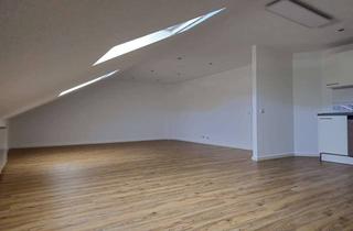 Wohnung mieten in 72479 Straßberg, 3-Zimmer-Wohnung in Straßberg!Gepflegt, hell und sofort bezugsfrei!